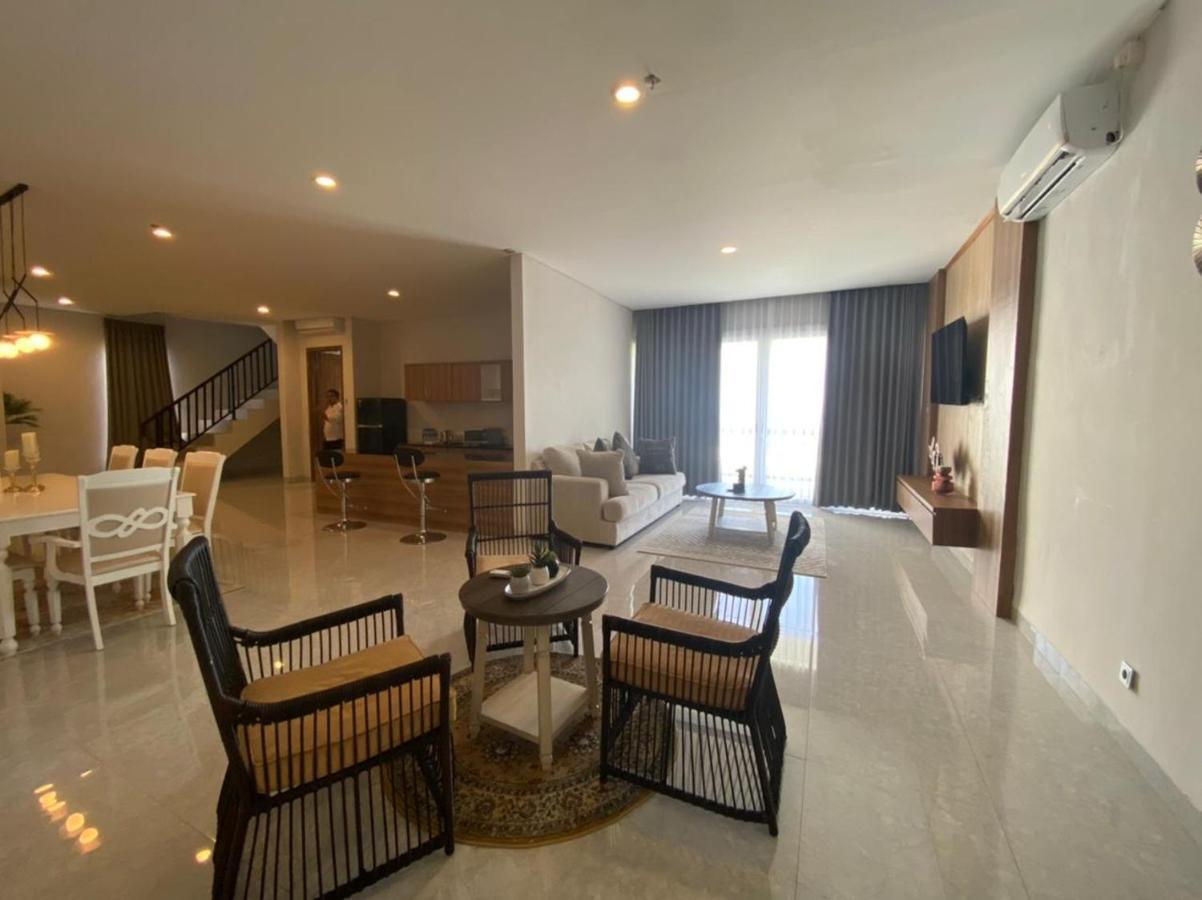 Raja Hotel Kuta Mandalika Resort & Convention Εξωτερικό φωτογραφία
