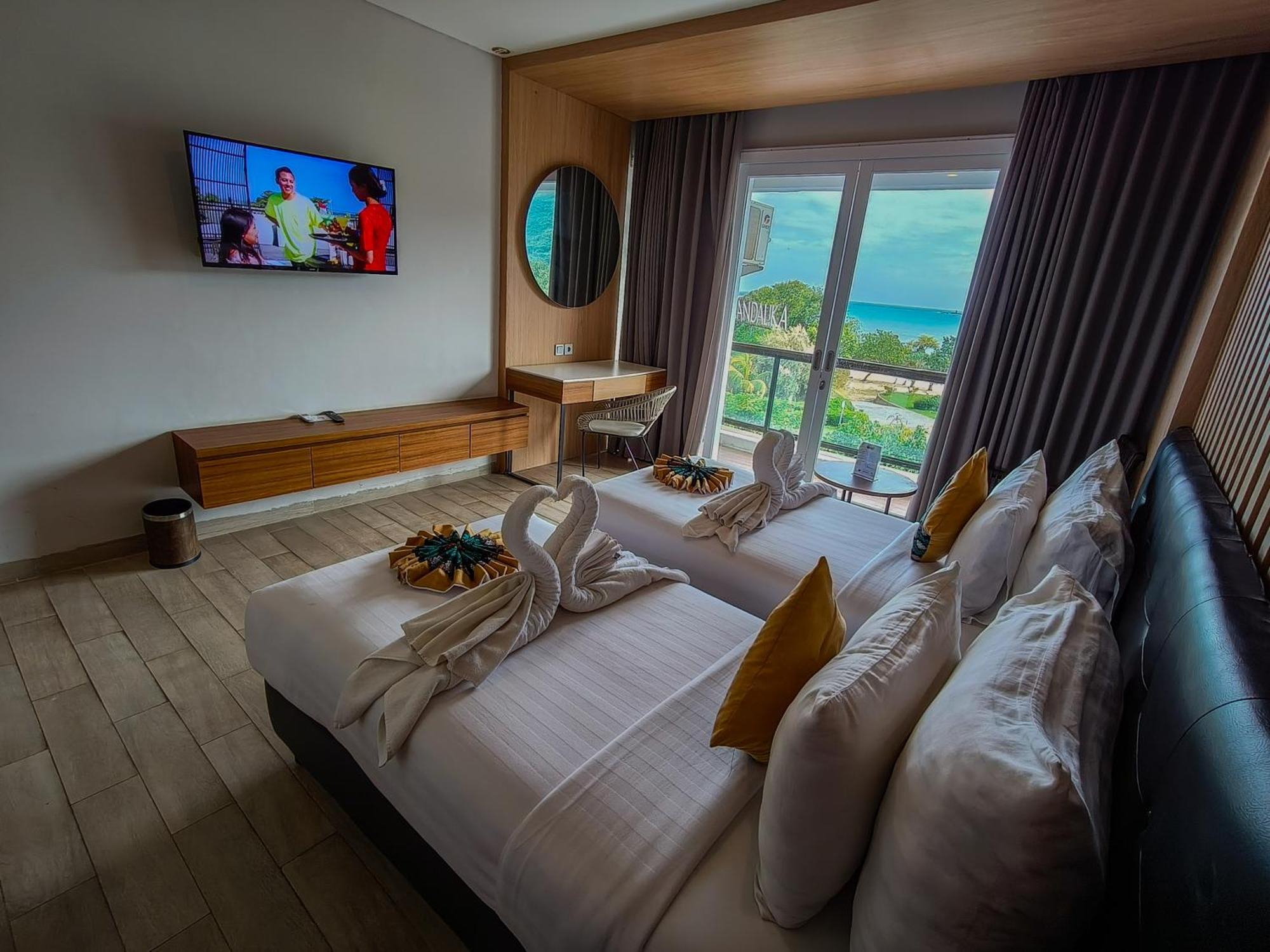 Raja Hotel Kuta Mandalika Resort & Convention Εξωτερικό φωτογραφία