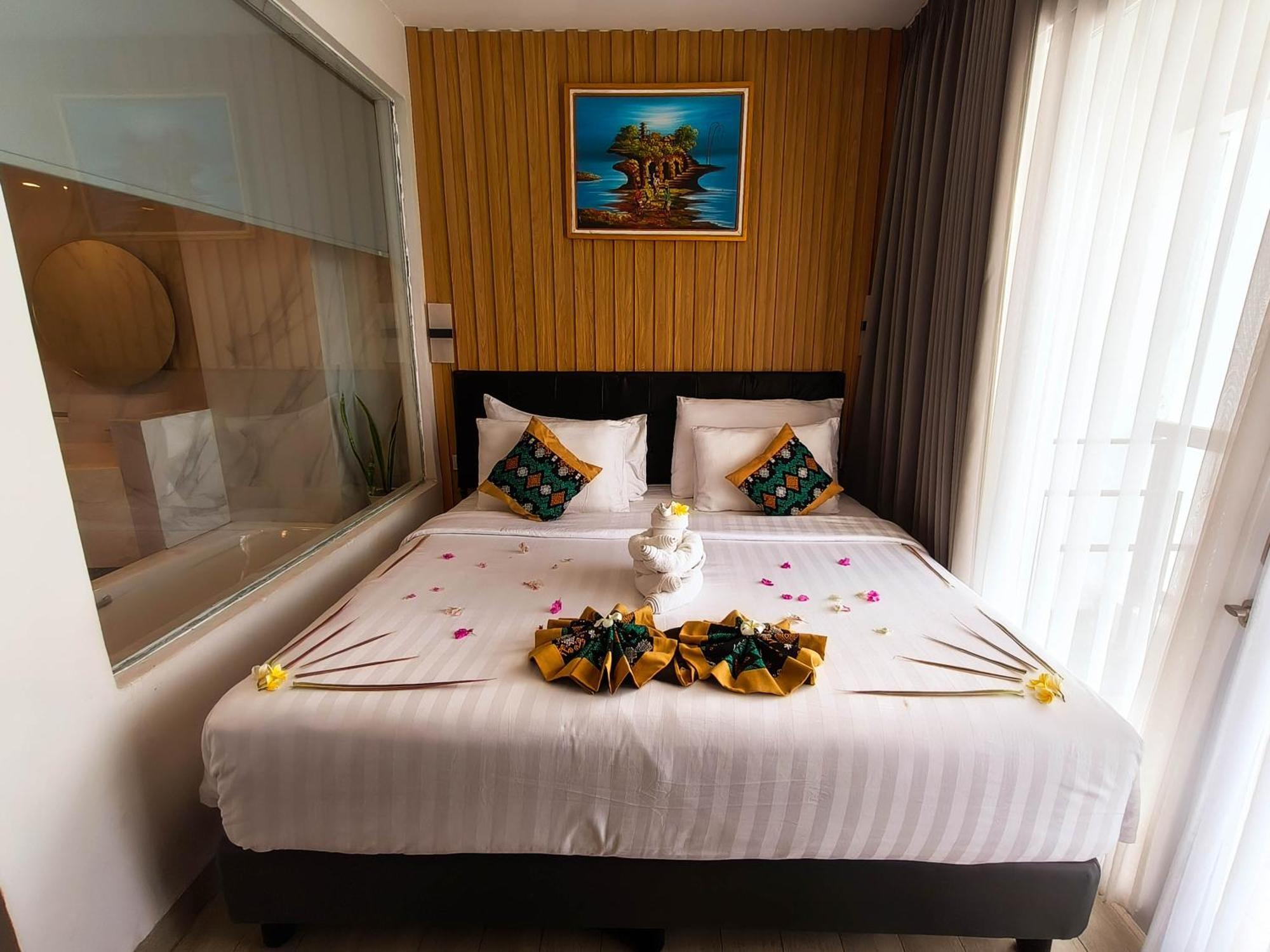 Raja Hotel Kuta Mandalika Resort & Convention Εξωτερικό φωτογραφία