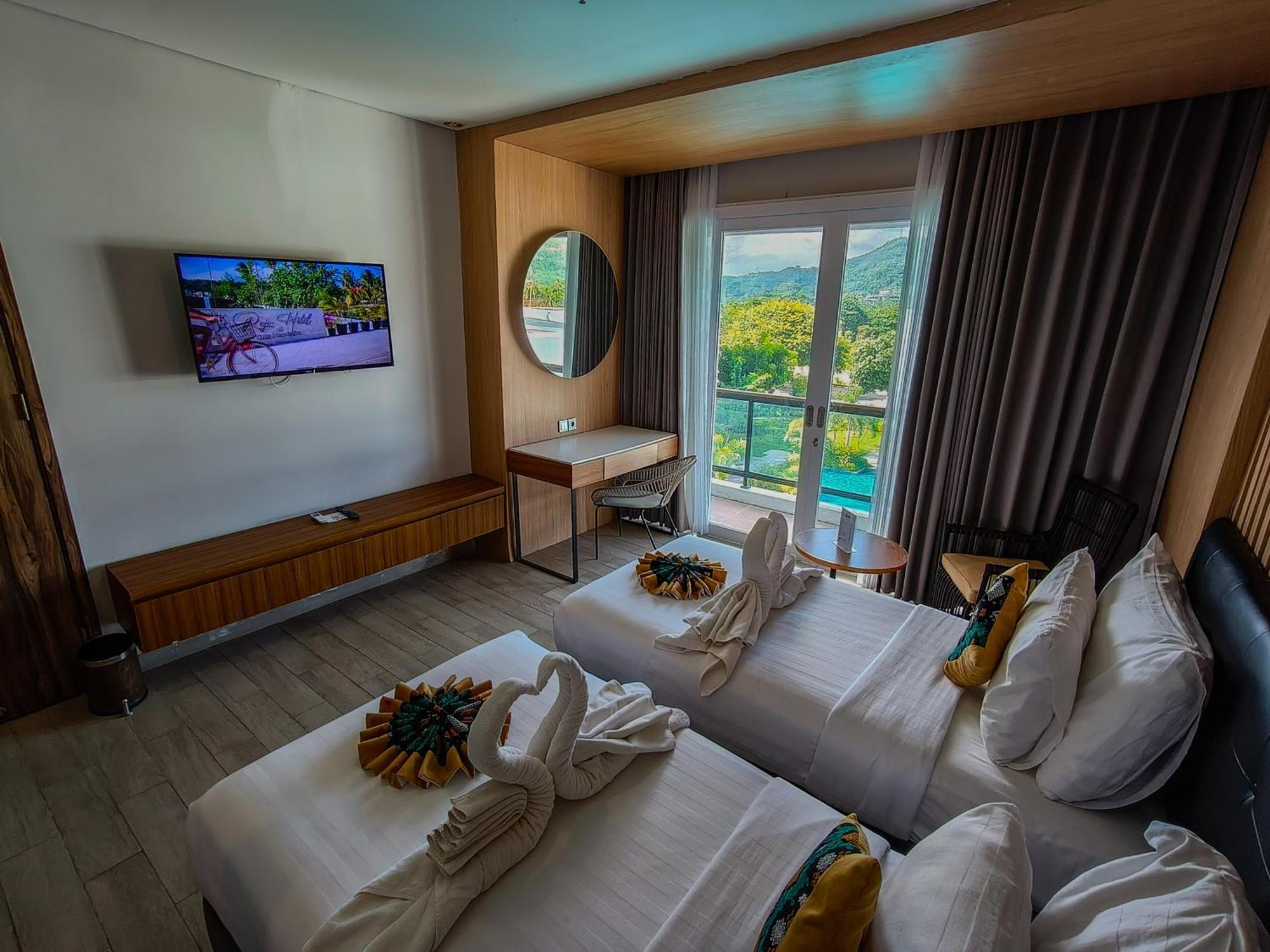 Raja Hotel Kuta Mandalika Resort & Convention Εξωτερικό φωτογραφία