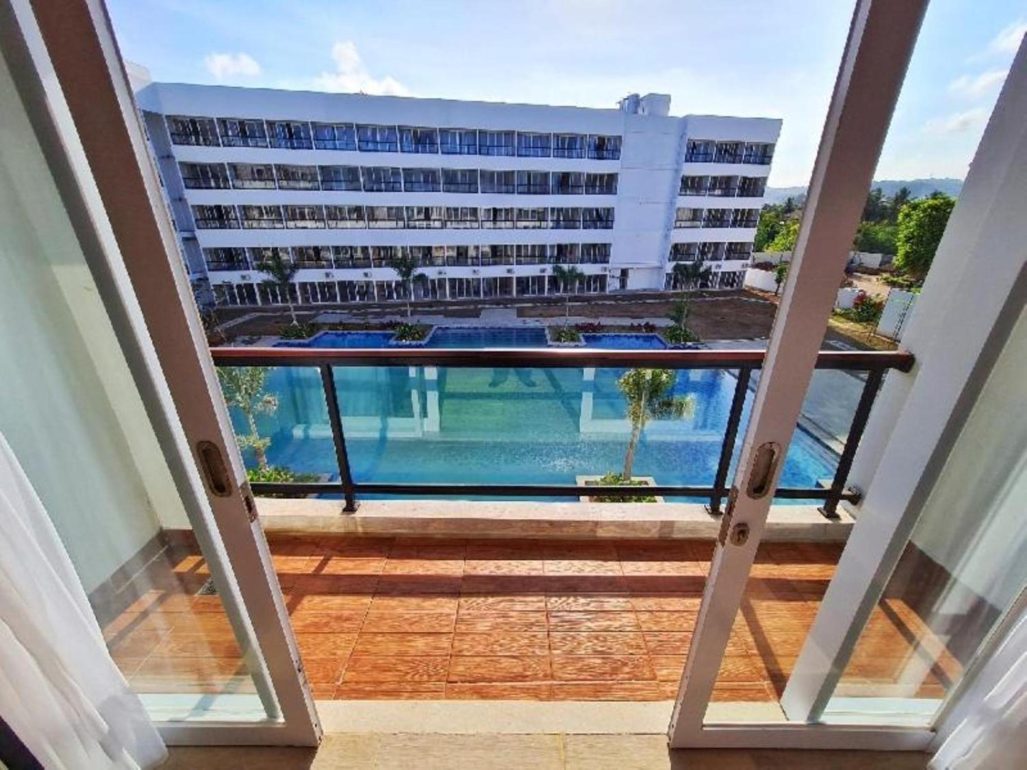 Raja Hotel Kuta Mandalika Resort & Convention Εξωτερικό φωτογραφία