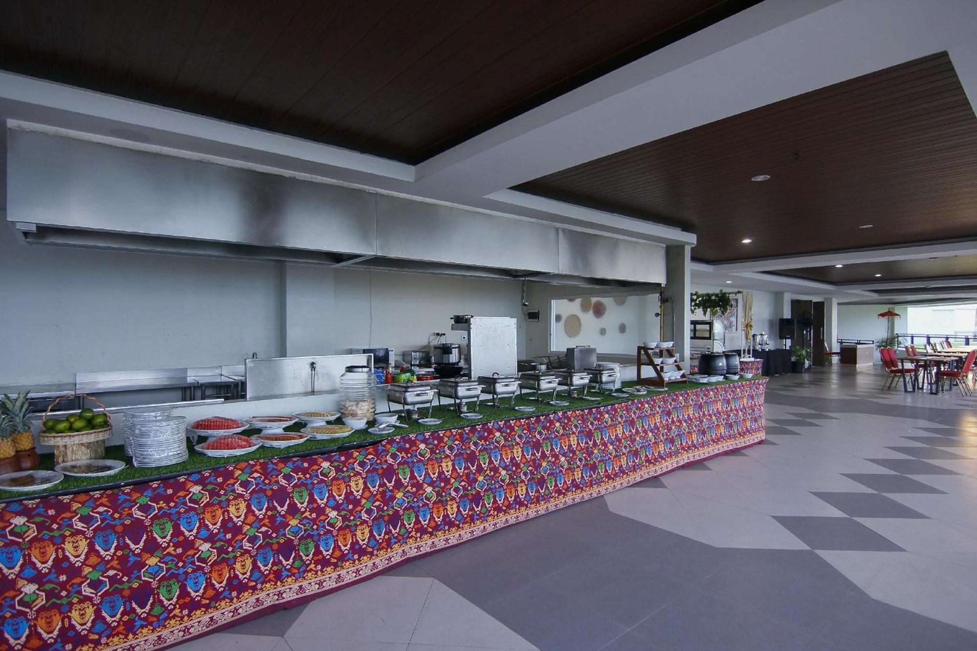 Raja Hotel Kuta Mandalika Resort & Convention Εξωτερικό φωτογραφία